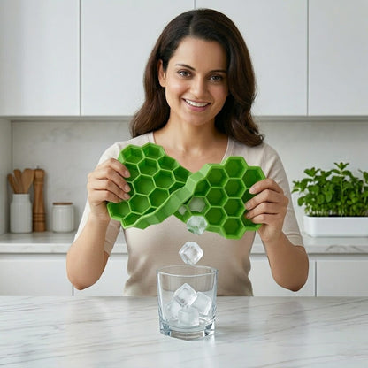 HONEYCOMB SHAPED ICE CUBE TRAY